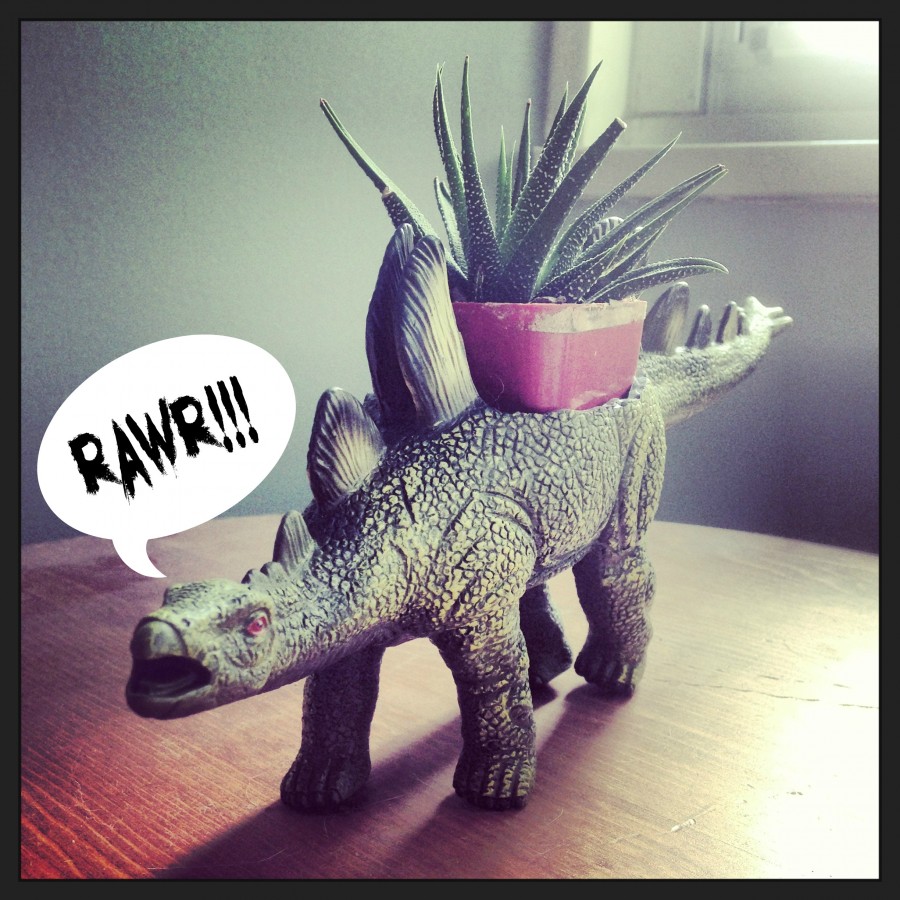 DIY Dinosaur Planter ~ ElephantEats.com