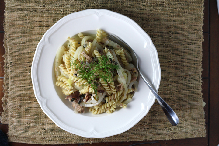 Light Lemony Tuna Pasta with Fennel, Capers, and Olives ~ ElephantEats.com